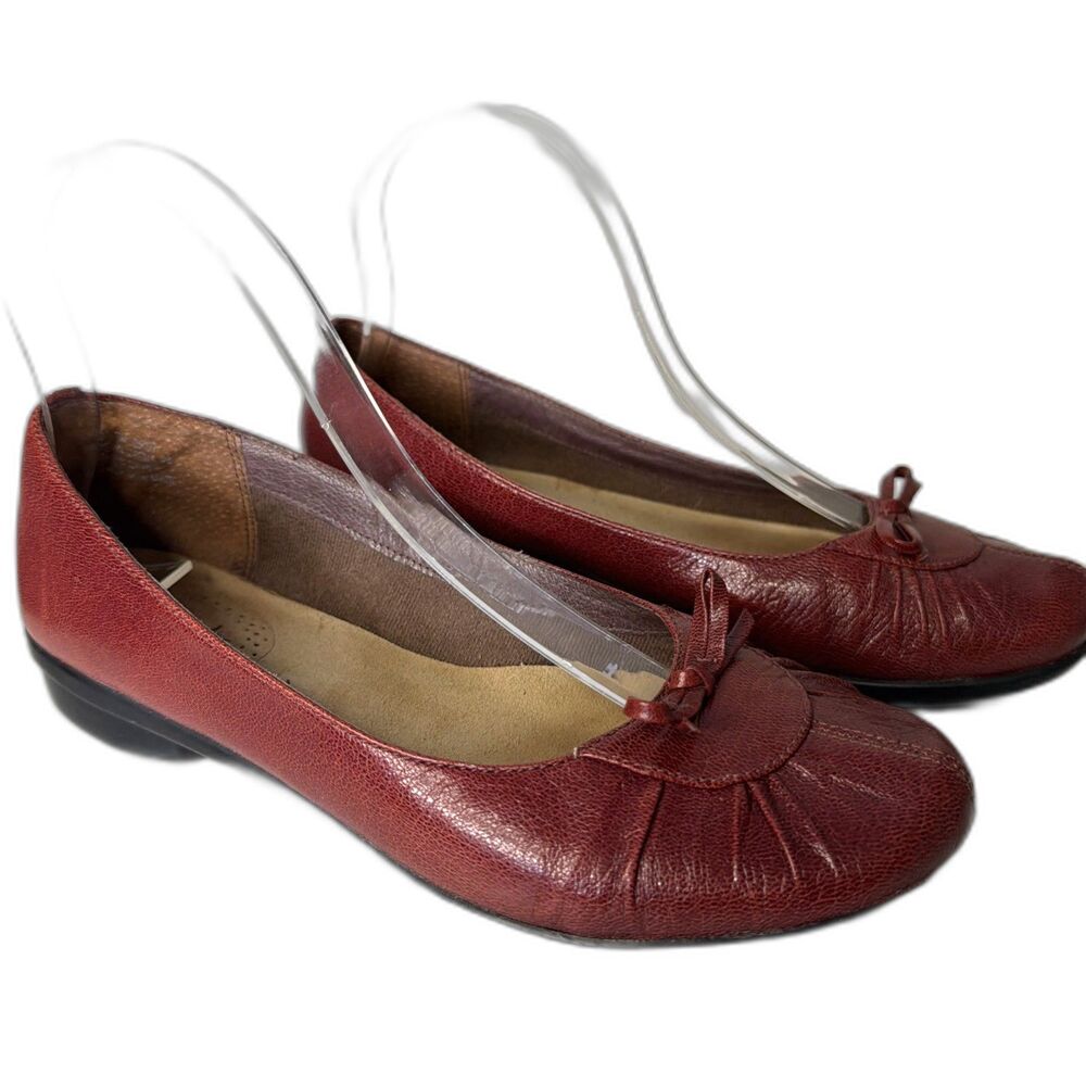 Clark’s Women Red Comfort Leather Slip-On Ballet Flats Round Toe Size 7M Eu 37.5